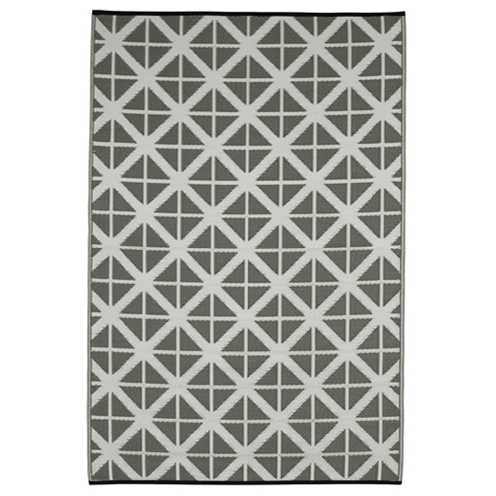 MANCHESTER OUTDOOR RUG in Grey & White Diamond