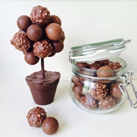  MIXED TRUFFLE SWEET TREE By Sweet Tree by Browns