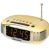 Roadstar Digital Clock Radio in Cream