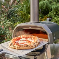 Ooni Karu 12G Wood Fired Pizza Oven