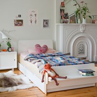 Oeuf River Single Bed with Optional Trundle in White & Birch
