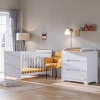 Vox Ova Baby Cot Bed 2 Piece Nursery Set 