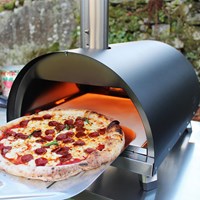 Woody Pizza Oven with Accessories