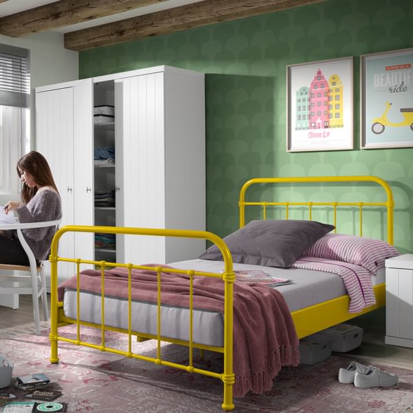 The Ultimate Guide To Metal Beds, Best Mattress For Metal Bed Frame