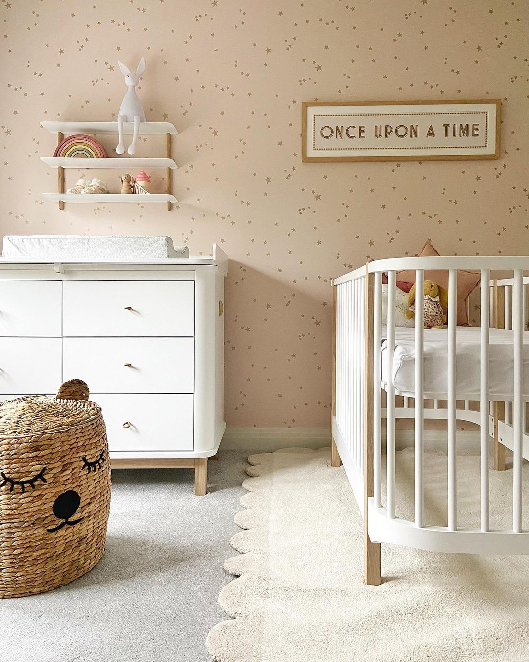 Lovely BABY Nursery COT TIDY /ORGANIZER to fit cot or cotbed 
