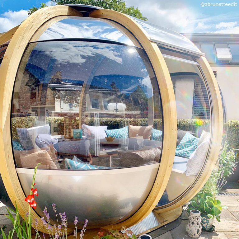 Egg-cellent Garden Furniture for Easter Gatherings