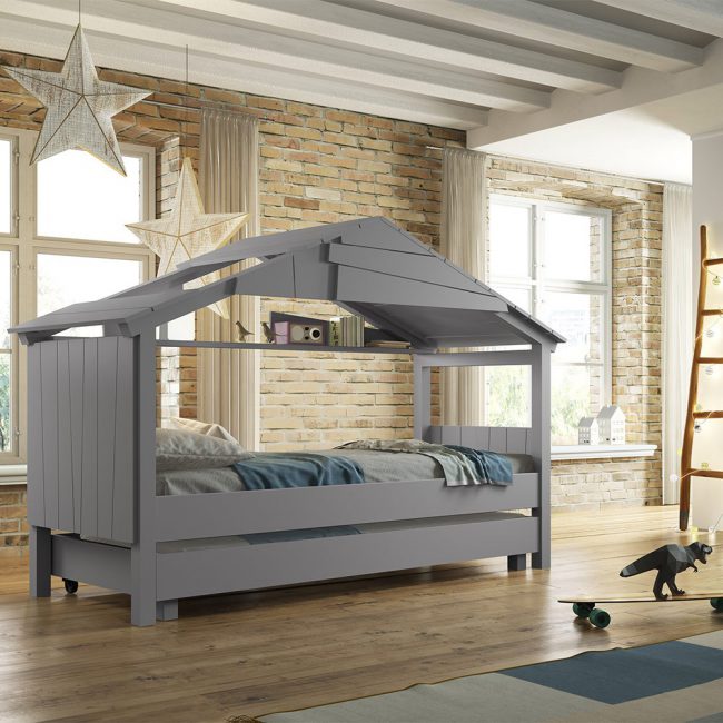 Childrens-Star-Treehouse-Bed-with-Optional-Trundle-Drawer