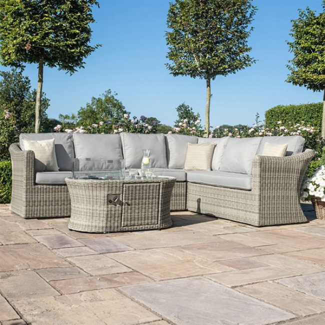 Corner-Lareg-Garden-Set-With-Firepit