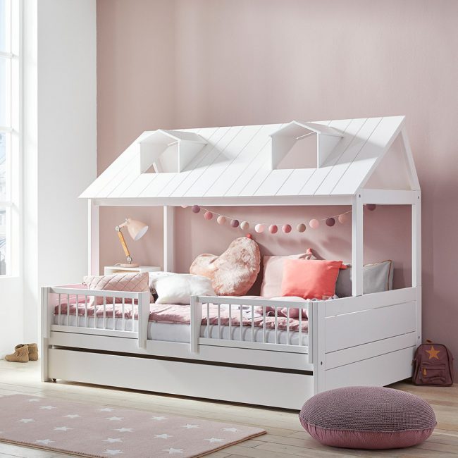 Designer-Childrens-Beach-House-Double-Bed