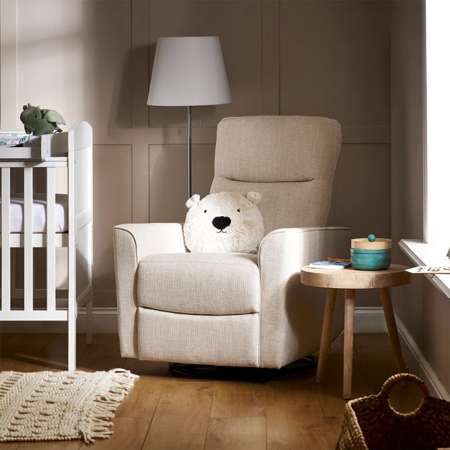 Ickle-Bubba-Savannah-Swivel-Nursing-Chair-Oatmeal