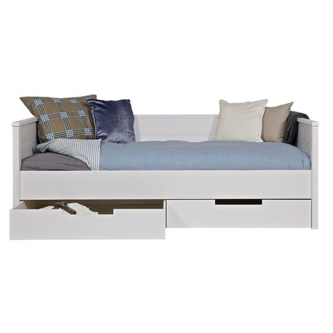 Jade-Daybed-in-White-1