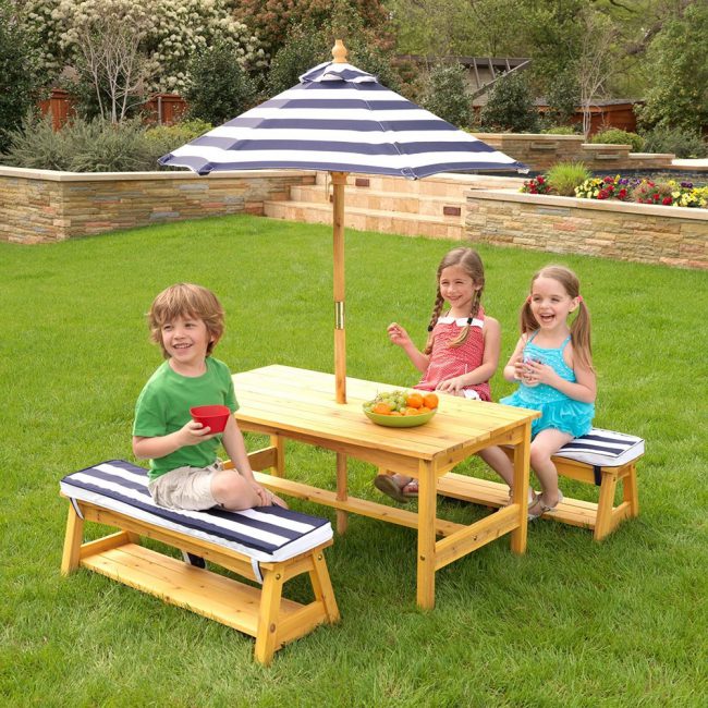 Kid-Kraft-Garden-Table-and-Benches-Set-with-Parasol