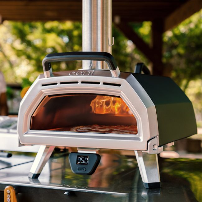 Large-Outdoor-Multi-Fuel-Pizza-Oven-from-Ooni