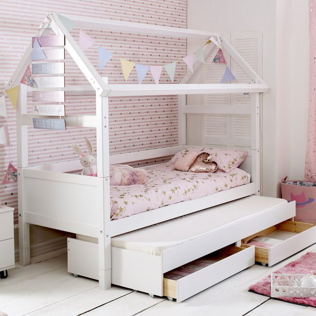 Nordic-Kids-House-Bed-in-White