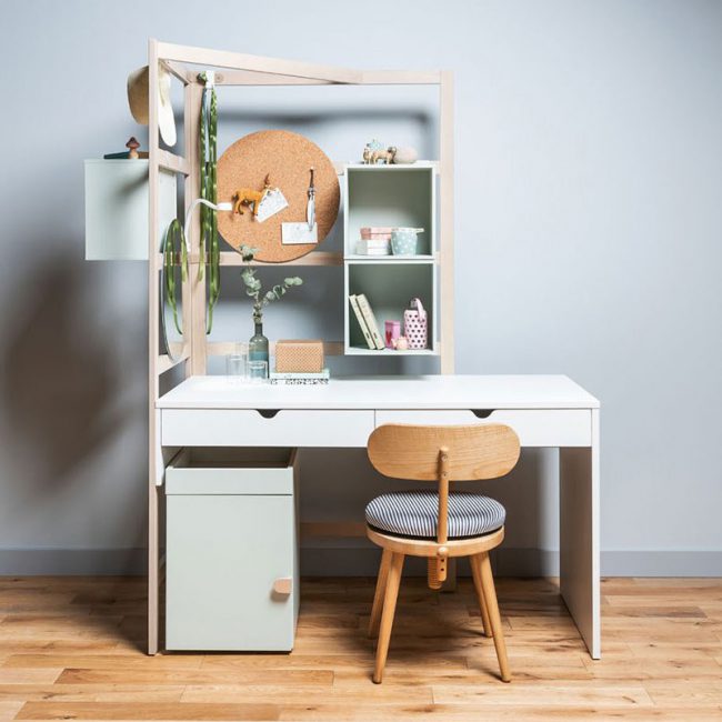 Stige-Large-Desk-with-Pistachio-Cabinet