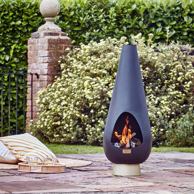 tear-fireplace-outdoor-modern-black-outdoor-garden-party-heat