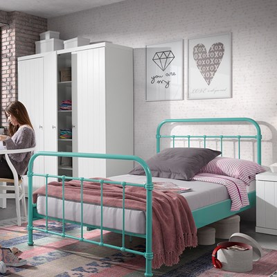 kids double bed