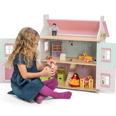 le toy van sophie's doll house