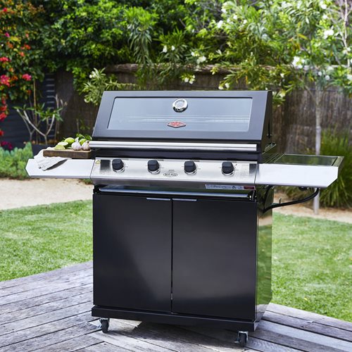 Press Loft  Image of Lotus Grill BBQ in Red with Free Fire