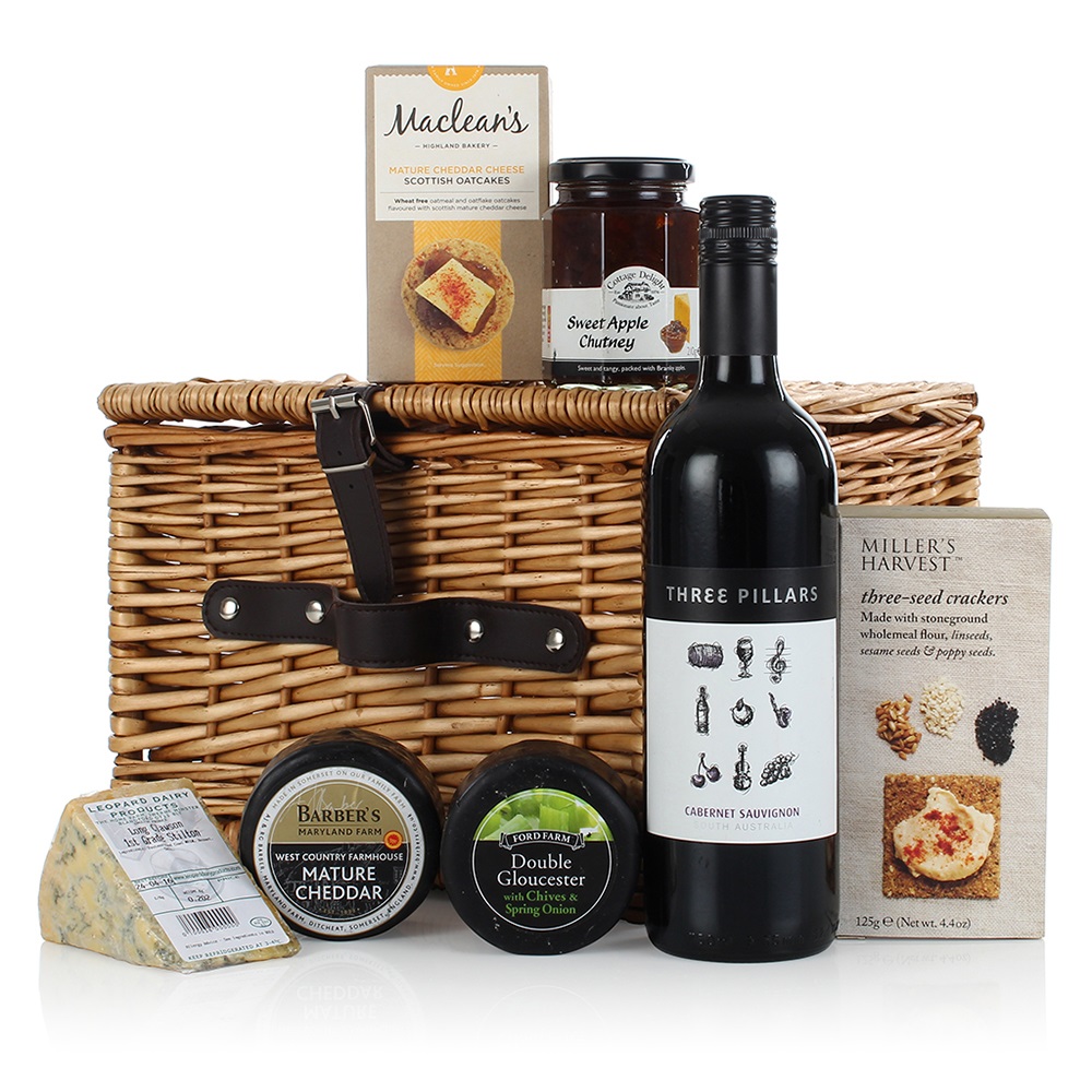  THE CHEESE AND WINE LUXURY GIFT HAMPER