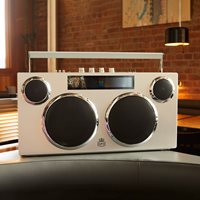 Product photograph of Gpo Manhattan Portable Boom Box from Cuckooland