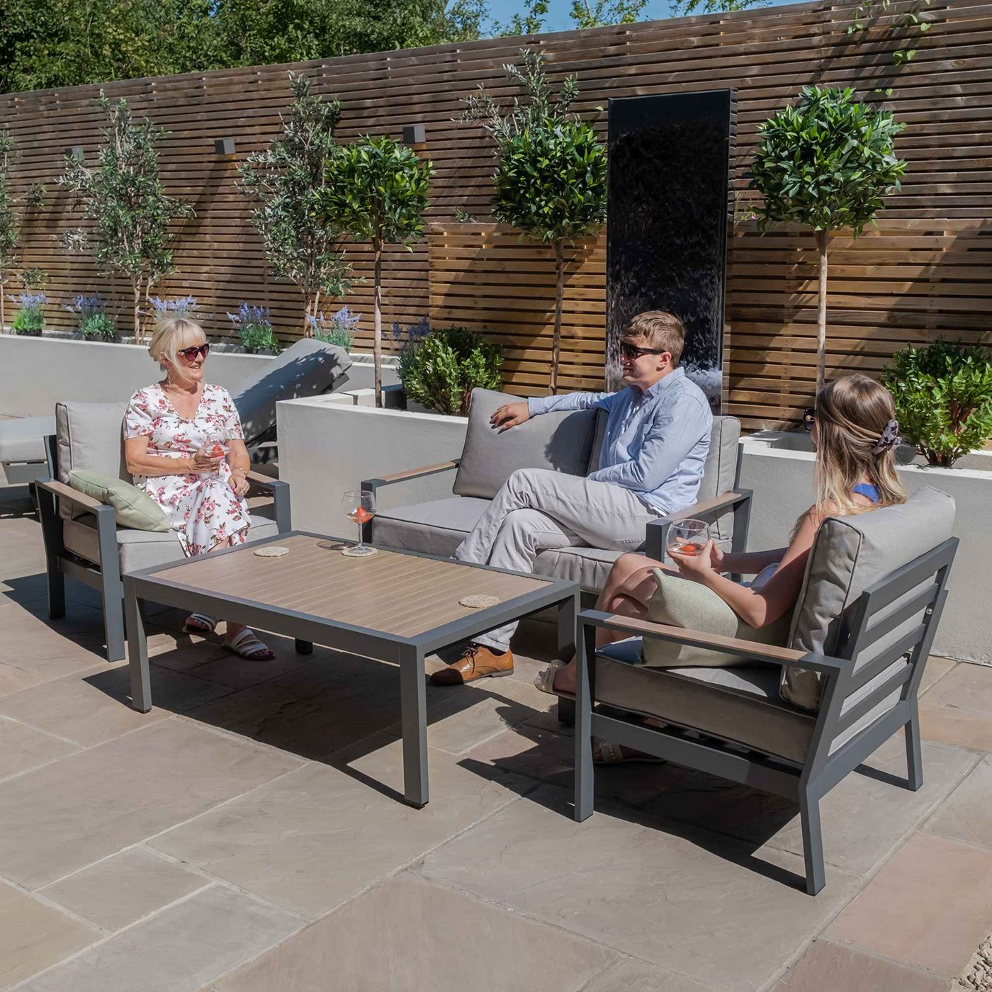 Maze Rattan Vancouver 2 Seat Sofa Set | Cuckooland
