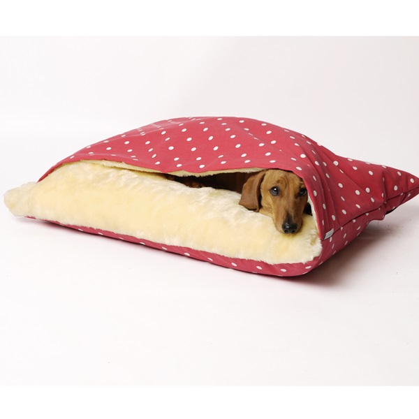SNUGGLE DOG BED in Dotty Raspberry Design