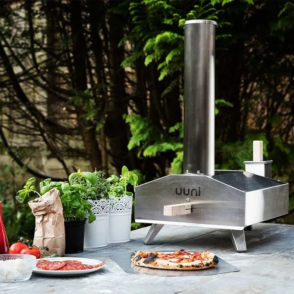 Garden wood fired pizza oven uuni