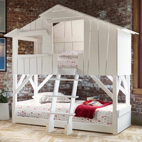 White treehouse bunkbed 1