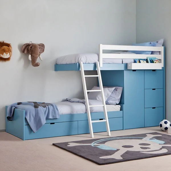 Kids train 3 tier bunk bed