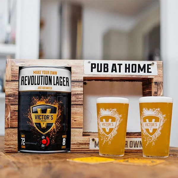Victors drinks pub at home lager set