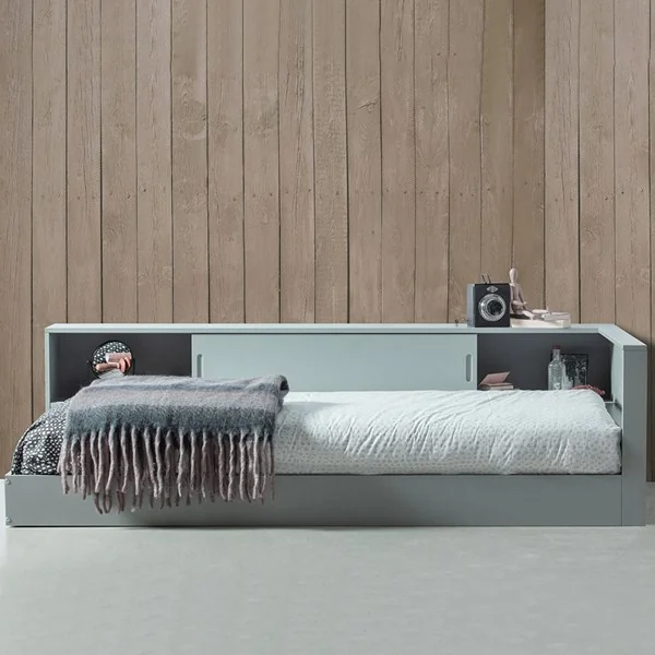 Connect concrete grey corner bed from woood