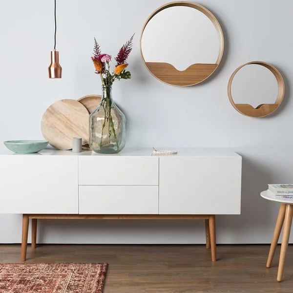 Round wall mirror