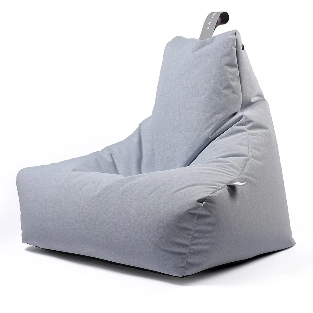 Extreme lounging beanbag