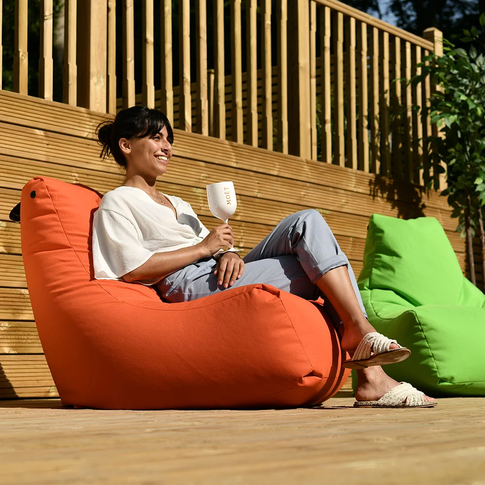 Extreme lounging weatherproof indoor and outdoor bean bag