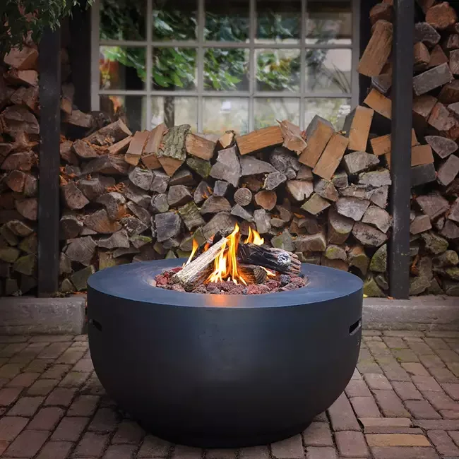 Cocoon bowl black lifestyle