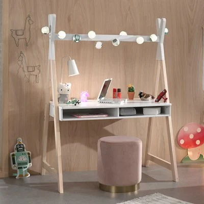 Kiddy desk from vipack