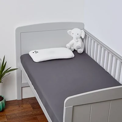 Kids bamboo fitted sheet in urban grey from panda london