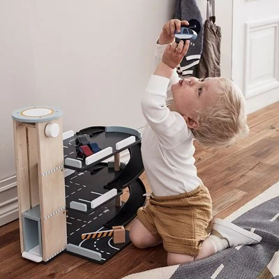 Kids concept aiden garage with 3 levels