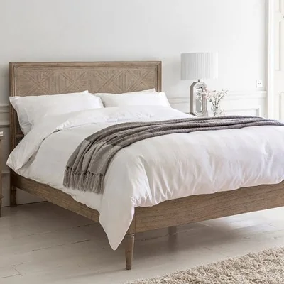 Mindy ash natural bed