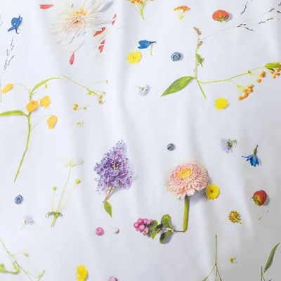 Mutlicoloured petal patterned duvet cover