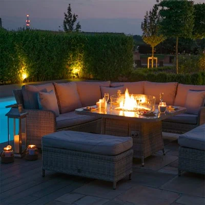 Oxford royal corner set with fire pit