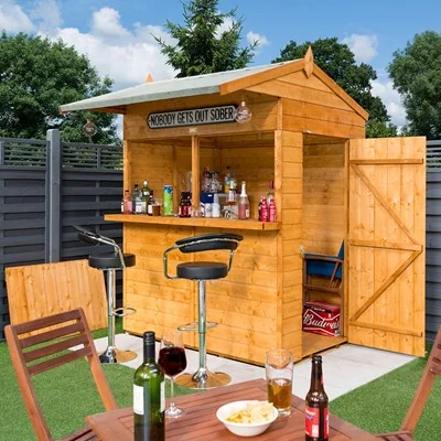 Summer garden party bar