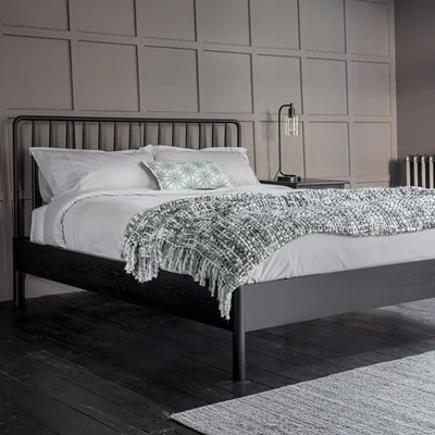Wycombe black wood spindle bed