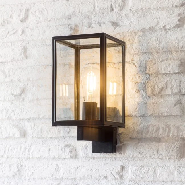 Belgrave Carriage Light