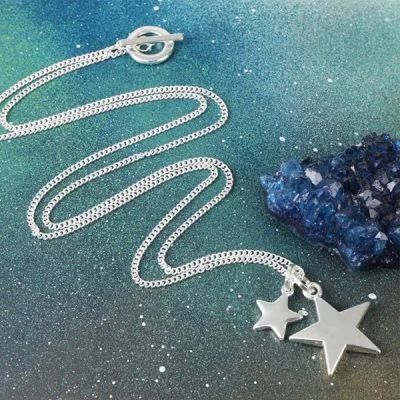 Long-Pendant-Necklace-with-Star-Pendants