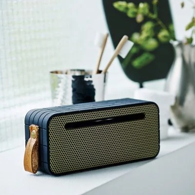 Portable-Bluetooth-Speaker-aMove-Black