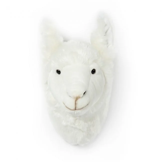 Stuffed-Animal-Wall-Decor-in-Llama-Design