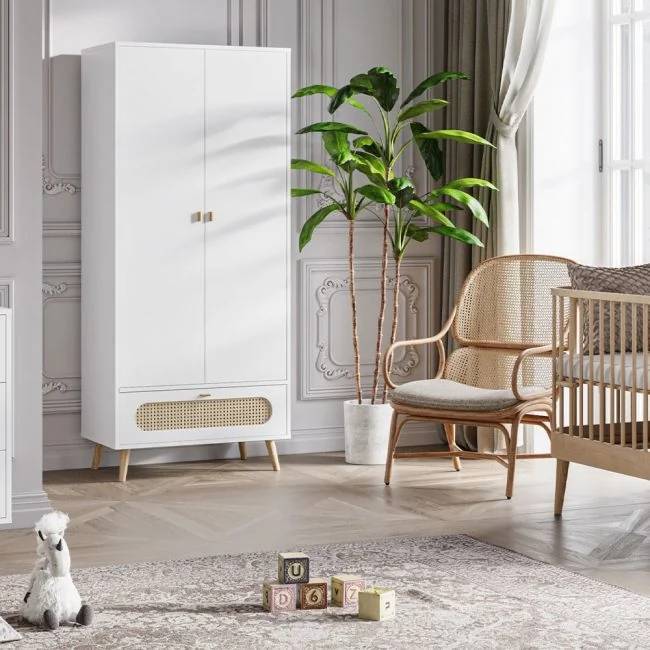 White-Vox-Canne-Wardrobe
