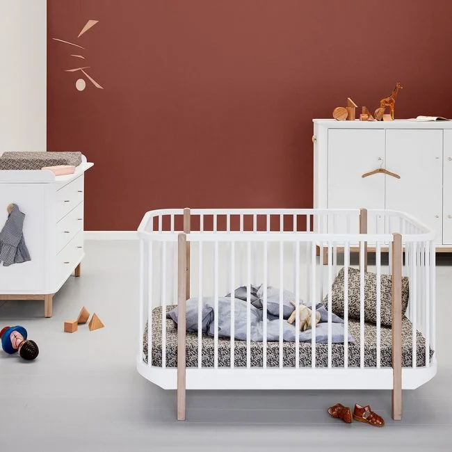 Wood-White-Baby-Cot-with-Oak-Detail-from-Oliver-Furniture